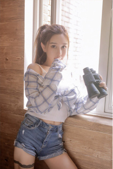 七濑朱莉亚